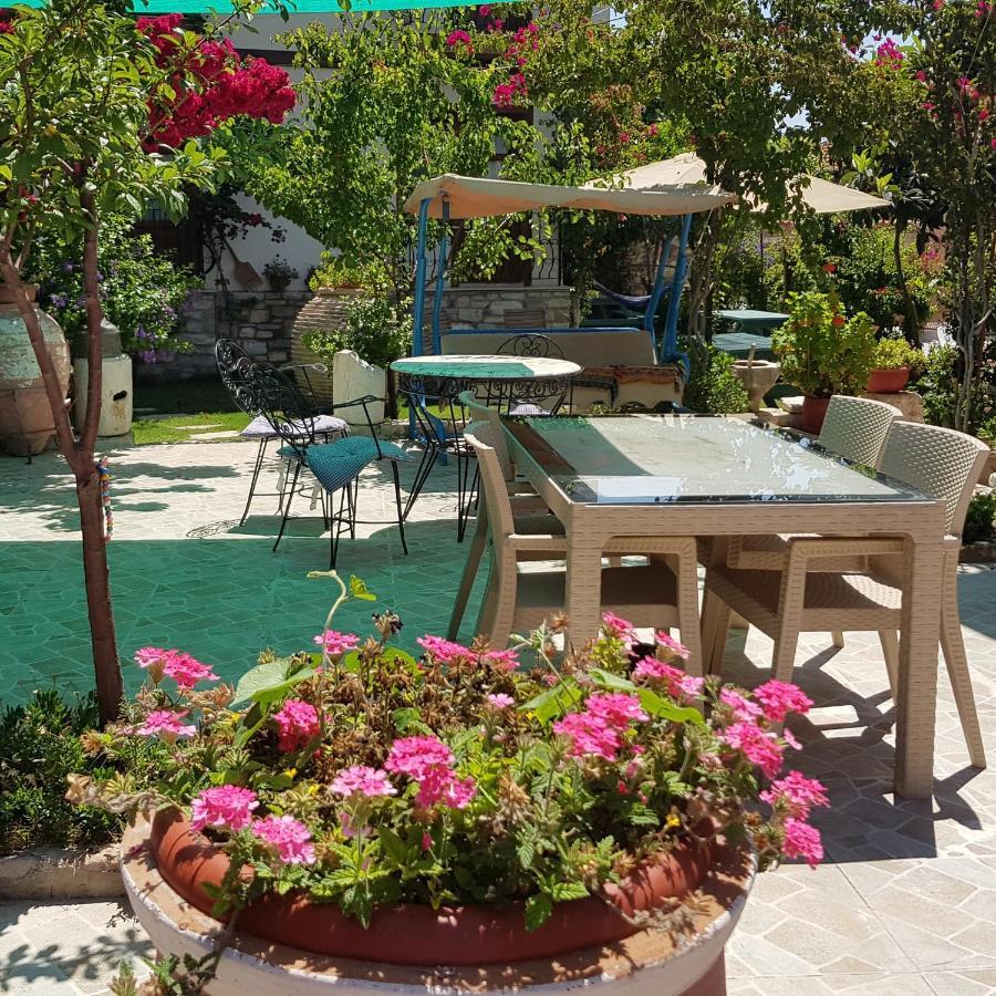 Sezgin Boutique Hotel Кушадасы Экстерьер фото