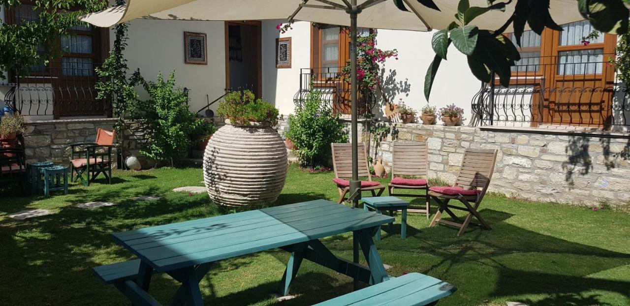 Sezgin Boutique Hotel Кушадасы Экстерьер фото