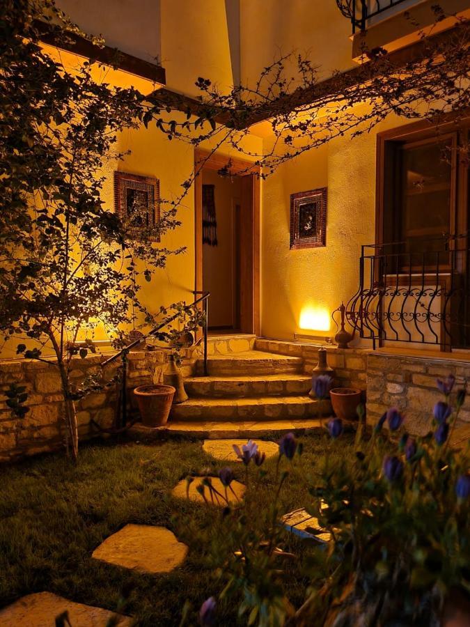 Sezgin Boutique Hotel Кушадасы Экстерьер фото