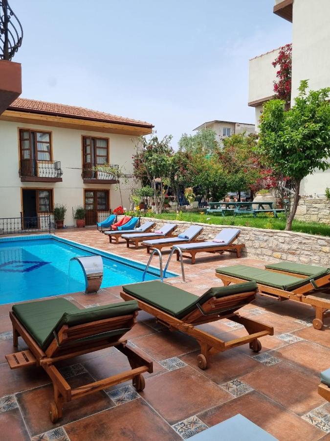 Sezgin Boutique Hotel Кушадасы Экстерьер фото