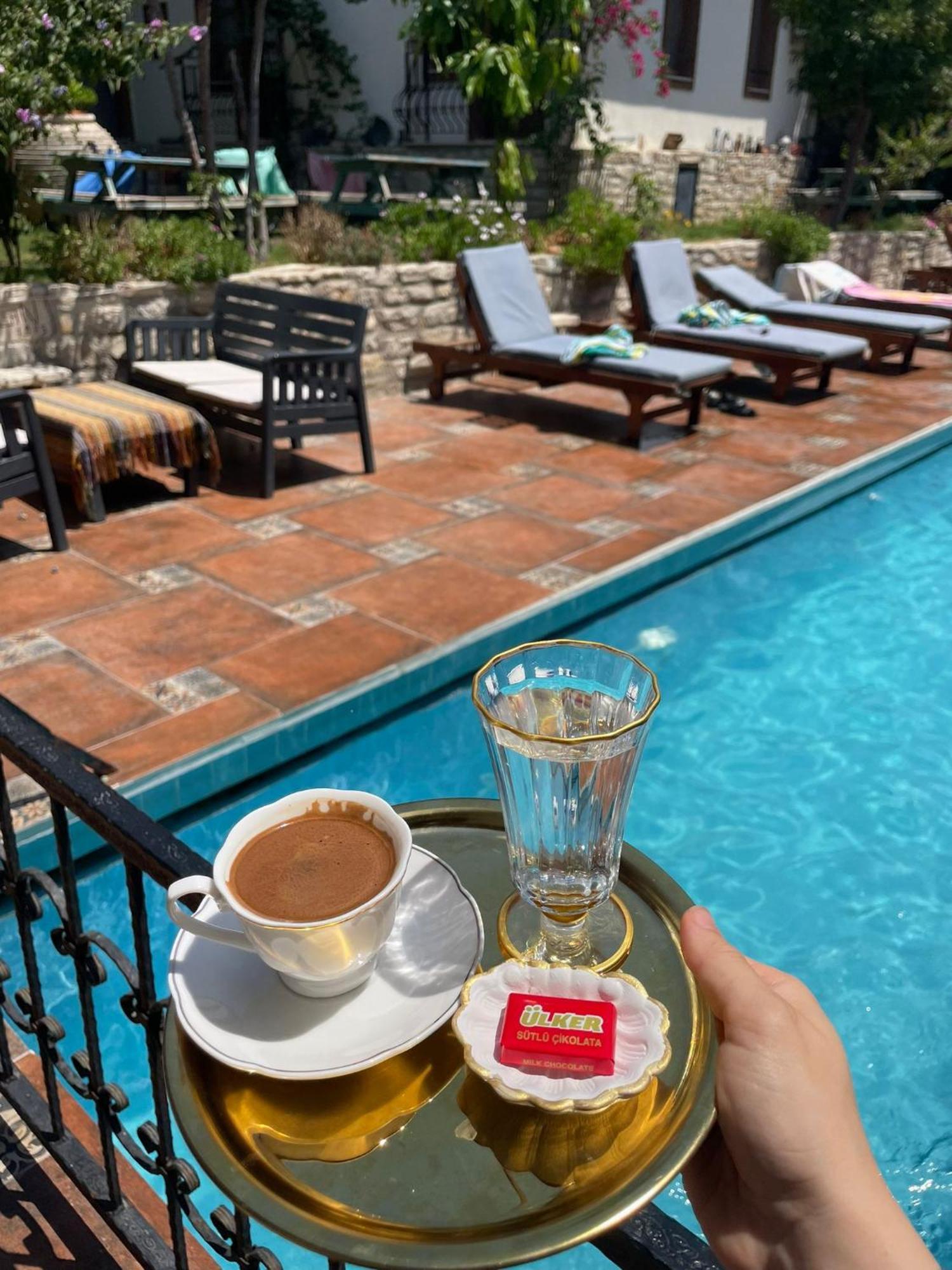 Sezgin Boutique Hotel Кушадасы Экстерьер фото
